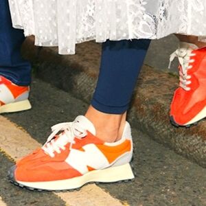 Brand New! Kids Size 6 U.S - New Balance 327 Sneakers (GS327RF)